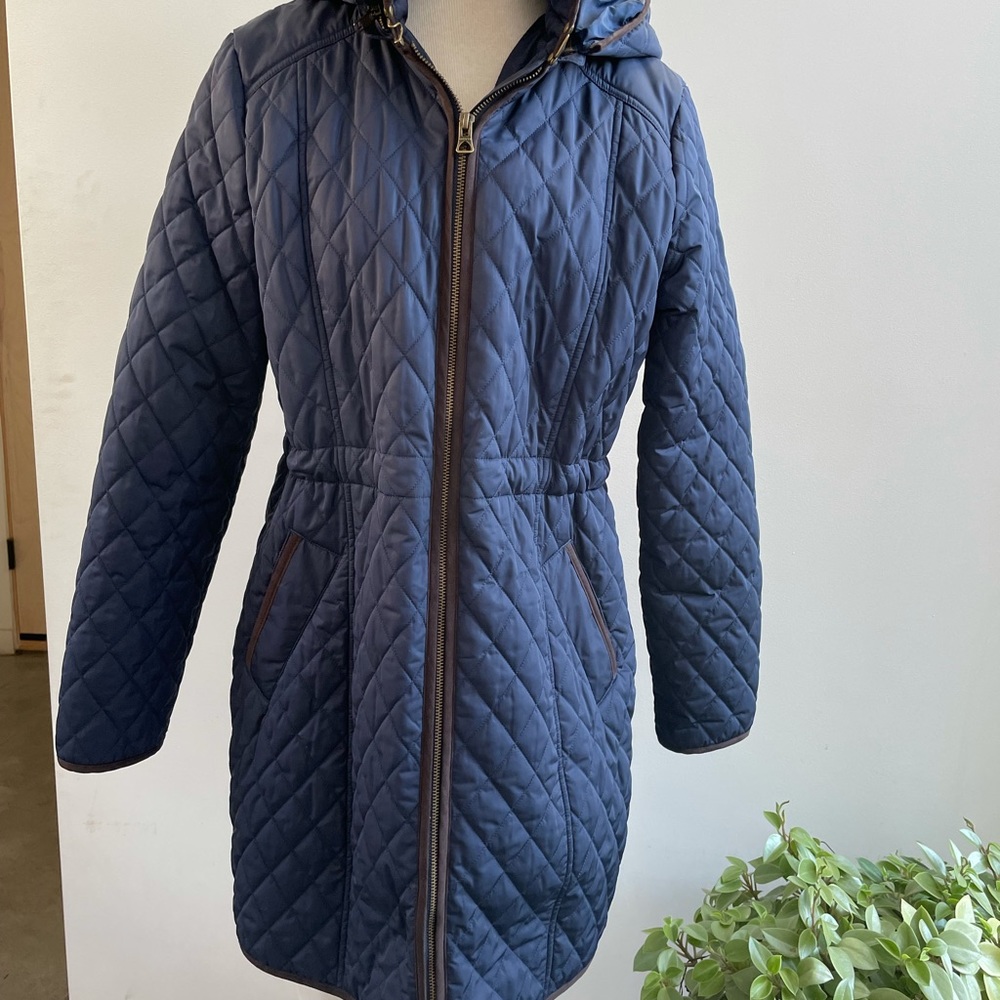 Orvis Weekender Quilted Jacket. Medium. NWT. Currently sold out online.